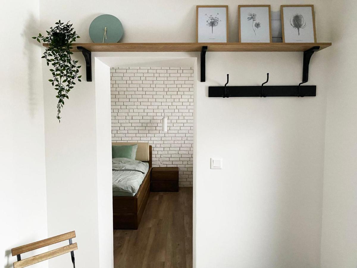 Apartmany Elli Myto pod Dumbierom Ngoại thất bức ảnh